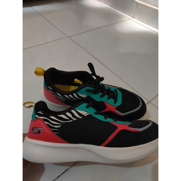Sketchers X BT21 Men's Multicolor Sneakers US 3.5 NWB - Picture 2 of 5